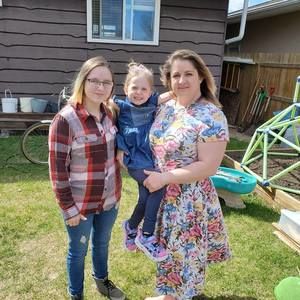 Meet your Posher, Holly